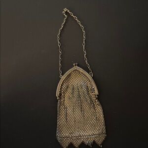 Elegant Silver Mesh Evening Bag Vintage 1920’s